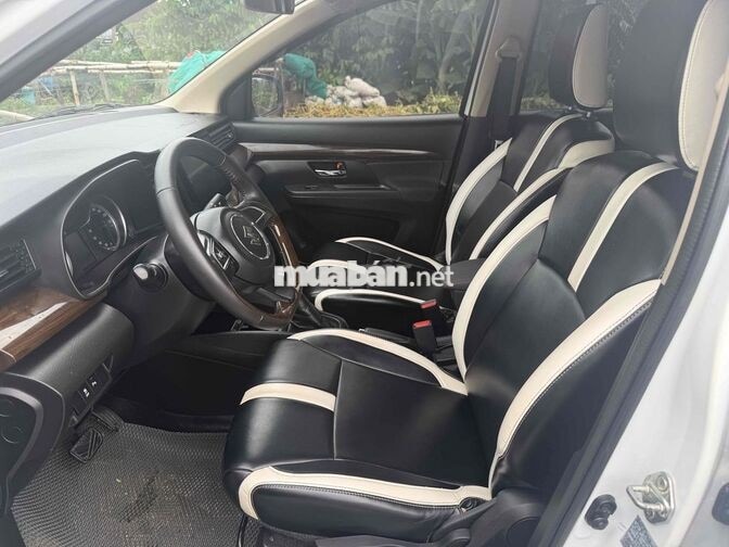 Suzuki Ertiga AT Sport 2021 Trắng Nhập khẩu