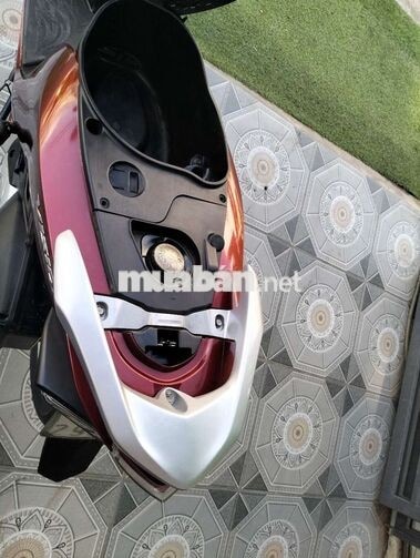 Honda Vision 2025 Cao Cấp màu Đỏ
