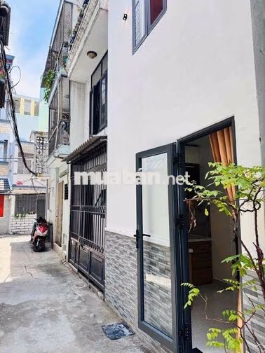 Phú Nhuận - Cách Mặt Tiền 2 Căn - 2 Mặt Thoáng - 3 Tầng - 4PN