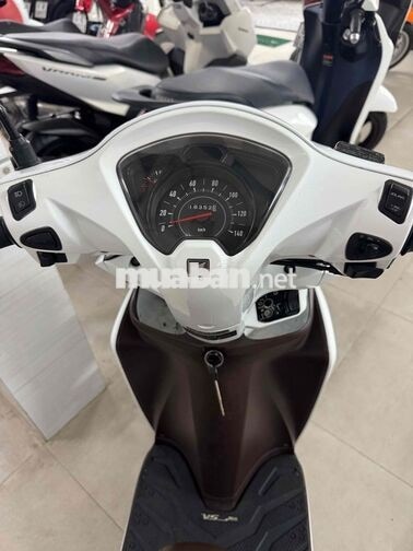 Honda Vision 2019 Trắng 18.000 Km Cực Đẹp..