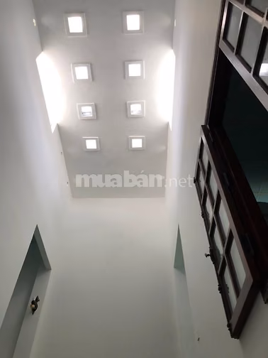 CHO THUÊ NHÀ NGUYÊN CĂN 2 TẦNG ĐƯỜNG VŨ HỮU – HOÀ CƯỜNG-15TR