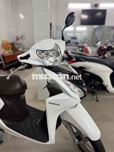 Honda Vision 2019 Trắng 18.000 Km Cực Đẹp..