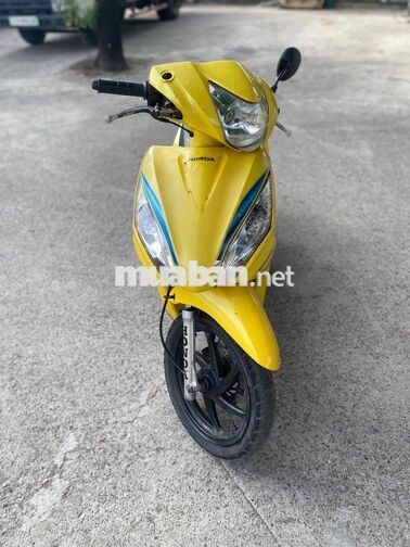 Honda Vision 2011 Vàng GIẤY TỜ ĐẦY ĐỦ