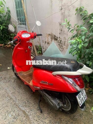 SYM Attila 125 màu Đỏ