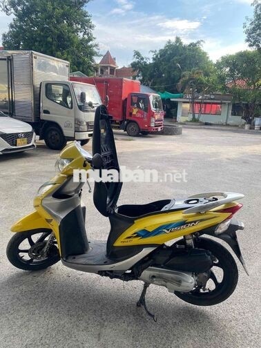 Honda Vision 2011 Vàng GIẤY TỜ ĐẦY ĐỦ