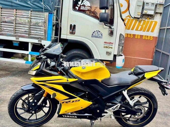 Yamaha R15v3 Vàng Xe côn tay