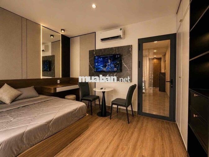 CHO THUÊ STUDIO BAN CÔNG ĐI BỘ QUA UEH CSB