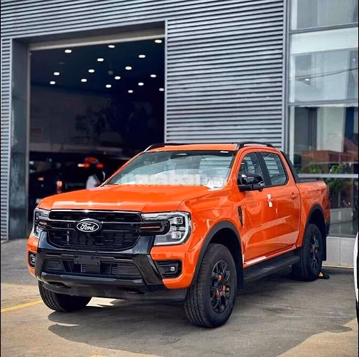 Ranger Wildtrak 3.0 V6 xe sẵn giao ngay