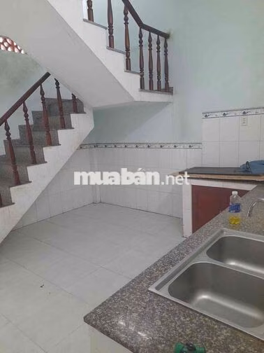cho thuê nhà đường võ văn vân sạch sẽ vào ở ngay gần trường gần chợ
