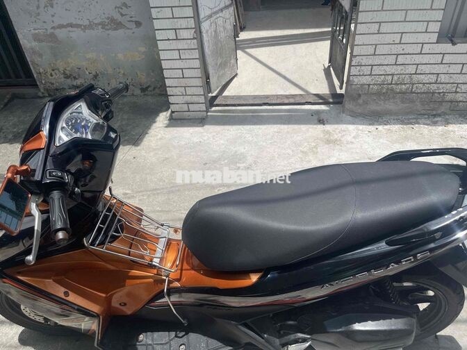 Honda Air Blade 125cc 2015 Cam đen 25035km