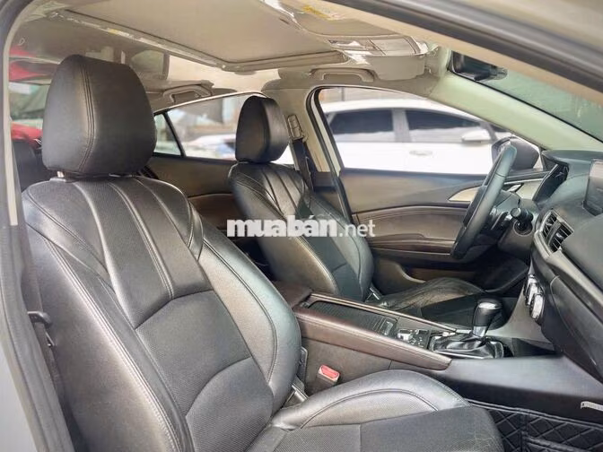 Mazda Mazda 3 FL 2020 Trắng 80.000 km