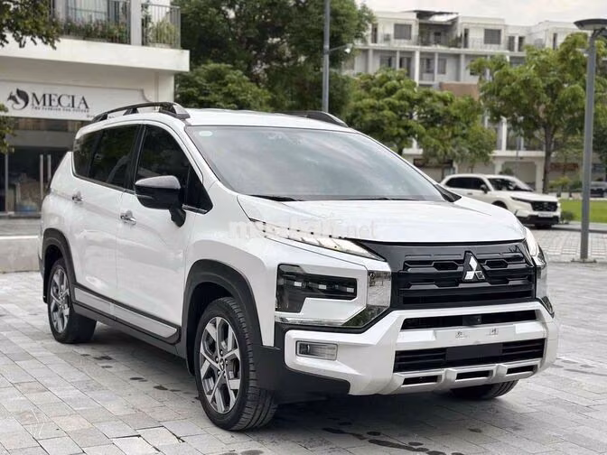 Mitsubishi Xpander Cross 2024 Trắng 50000 km