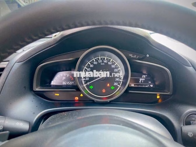 Mazda Mazda 3 FL 2020 Trắng 80.000 km
