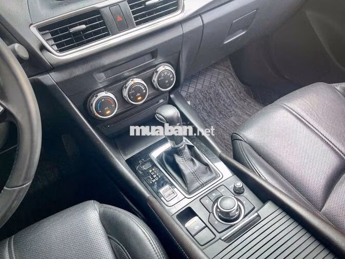 Mazda Mazda 3 FL 2020 Trắng 80.000 km