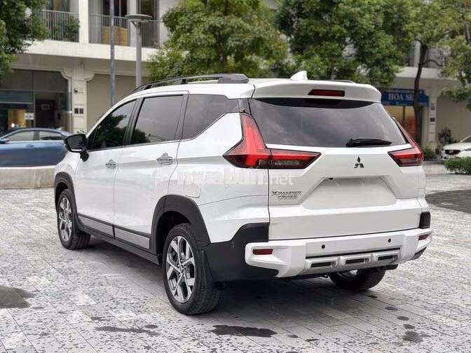 Mitsubishi Xpander Cross 2024 Trắng 50000 km