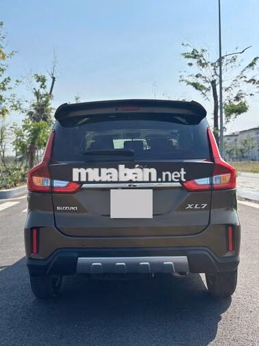 Suzuki XL7 xe đẹp chuẩn
