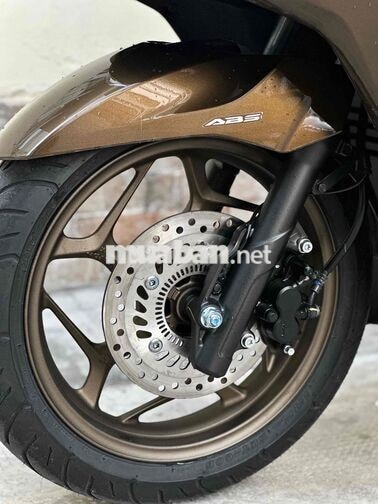 Honda PCX160 Roadsync 2026 Nâu 150km