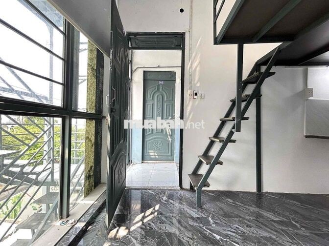 Nguyễn Văn Quá, Mới xây 2tr8 - 3tr5 có ban công, máy lạnh