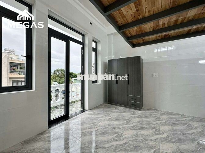 PHÒNG TRỌ CÓ GÁC 1M6 ĐỦ NỘI THẤT CÁCH VẠN PHÚC CITY 10p ĐI XE