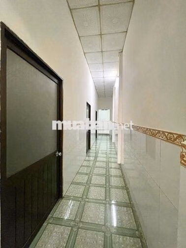 Nhà Liên Tổ 12-20 đường Nguyễn Văn Cừ 8,5 triệu