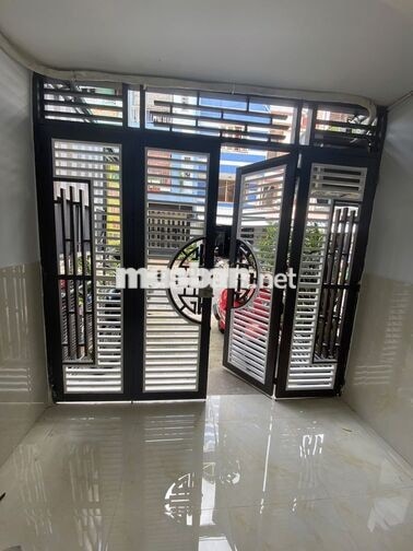 BÁN NHÀ MẶT TIỀN C/C dùng làm shop CHO NGƯỜI CÓ NHU CẦU KINH DOANH