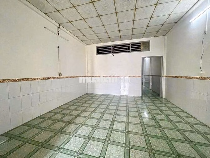 Nhà Liên Tổ 12-20 đường Nguyễn Văn Cừ 8,5 triệu