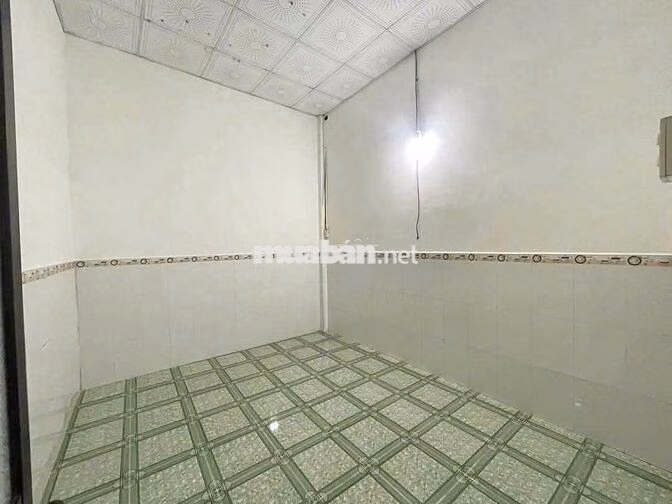 Nhà Liên Tổ 12-20 đường Nguyễn Văn Cừ 8,5 triệu