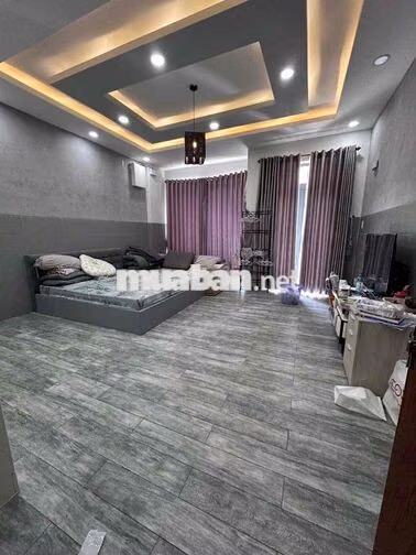 Cho thuê nhà MT khu tên Lửa full nội thất