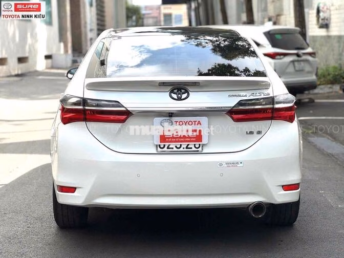 Toyota Altis 1.8G 2019 Trắng 74.000 km