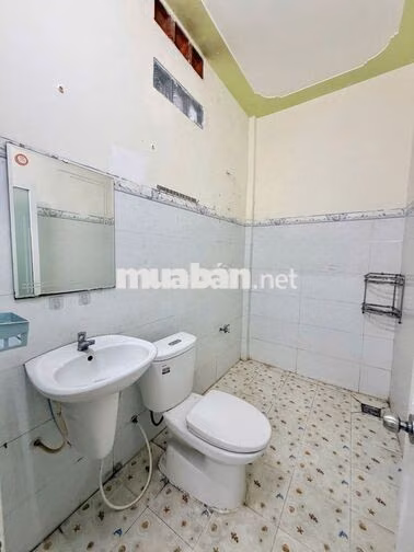 Nhà trệt lửng 2PN Trục Chính hẻm đường 30/4 chỉ 7 triệu