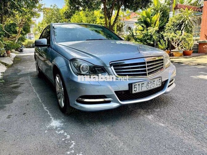 Mercedes-Benz C250 2013 Tự động 7 cấp Bạc
