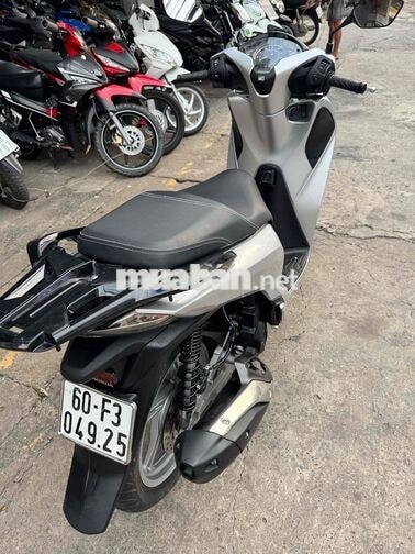 ⭕️⭕️ SH 125 CBS bạc Posche T12/2018