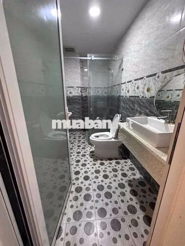 Cho thuê nhà MT khu tên Lửa full nội thất