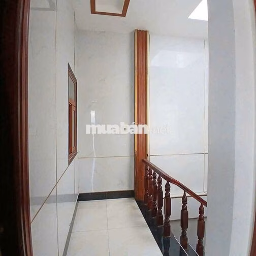 Cho thuê nhà trệt lầu full nội thất xịn, gần đại học y dược