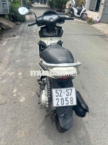 Honda Airblade máy zin siêu êm ngon. cavet đủ