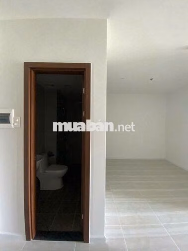 CHO THUÊ CĂN HỘ 2PN 2WC, DT 56M2, NGAY METRO - XLHN