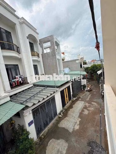 🔥 BÁN NHÀ 1 TRỆT 1 LẦU 1 TUM – SÁT CHỢ ĐỒN, BỬU HÒA – Ô TÔ TẬN NHÀ – 3
