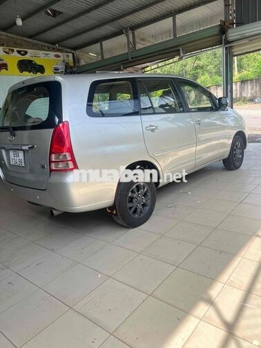 Toyota Innova 2006 Bạc Số sàn 130.000 km