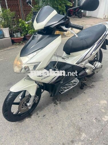 Honda Airblade máy zin siêu êm ngon. cavet đủ
