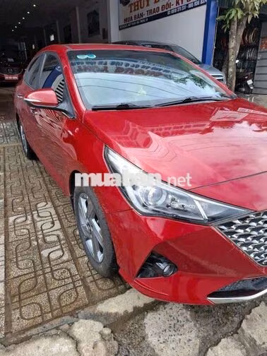 Hyundai Accent Cao cấp nhất Tự động Đỏ