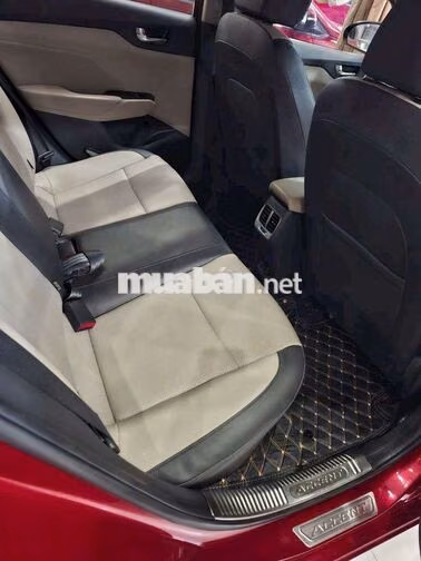 Hyundai Accent Cao cấp nhất Tự động Đỏ