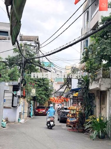 NHÀ HẺM XE TẢI, SD 345m2. 4PN, 3WC. Phú Nhuận 