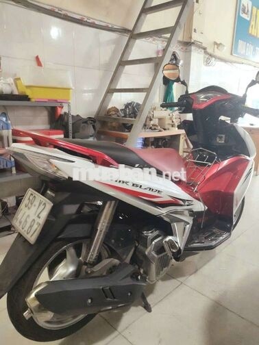 Honda Air Blade 125cc Đỏ trắng