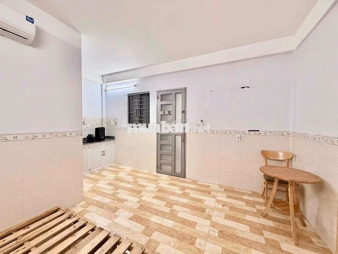 🔥PHÒNG STUDIO SẴN NỘI THẤT CƠ BẢN_THANG MÁY_KẾ BÊN CV GIA ĐỊNH🏡