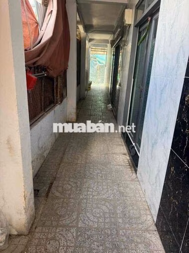 nhà cho thuê đối diên bênh viện q12