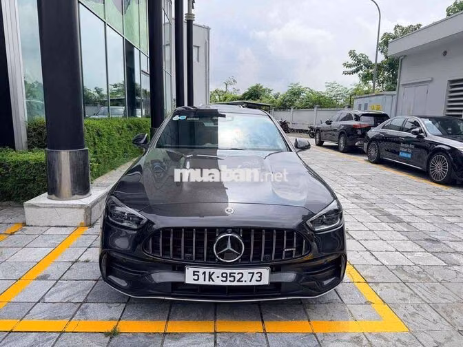 Mercedes-Benz C43 AMG 3.000km Đen