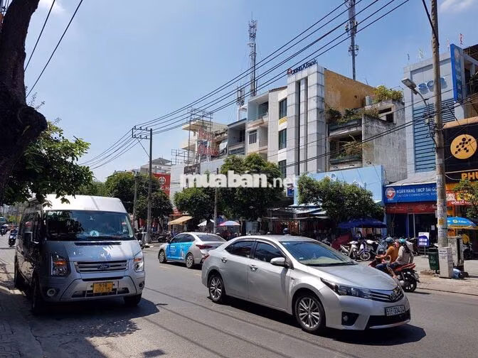 Bán nhà Mặt tiền đường  Âu Cơ gần vòng xoay Lê Đại Hành ,4x16m ,5 lầu 