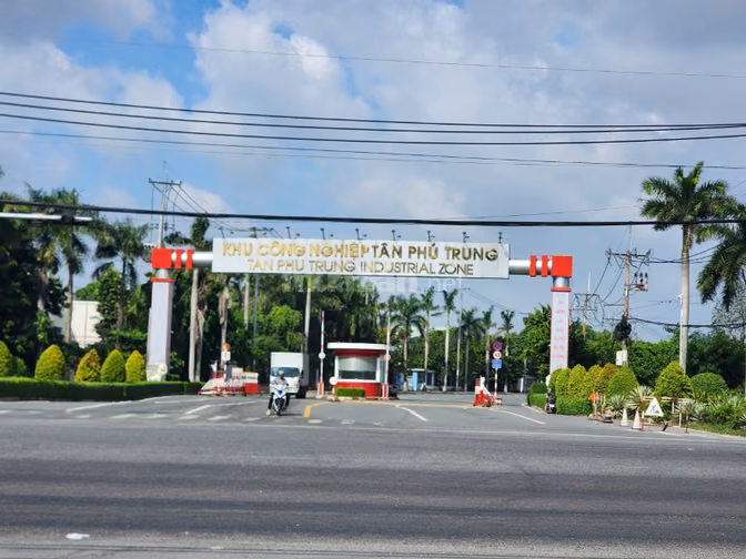 Gấp 80m2 đất thổ cư chỉ 850 triệu , đường nhựa, xã Tân Phú Trung , SHR