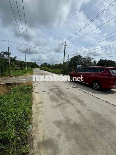 Đất mặt tiền đường bê tông 16m , gần quốc lộ 55, di chuyển tầm 3ph xe