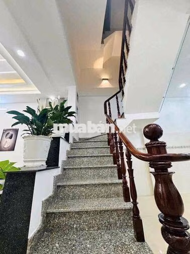 🍀Cho thuê nhà Đẹp Bình Trị Đông. BTân